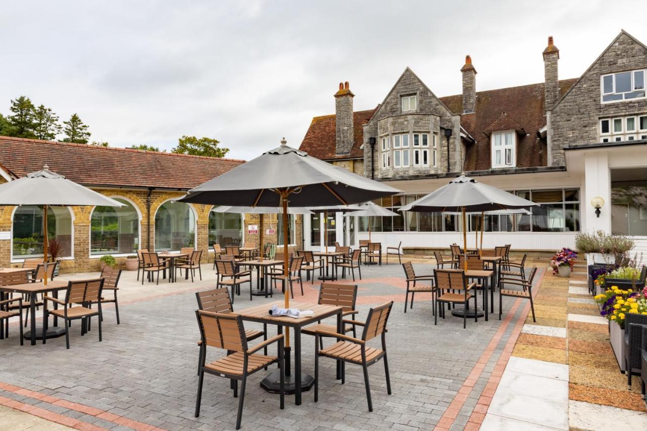 The Broadway Park Hotel Sandown Extérieur photo