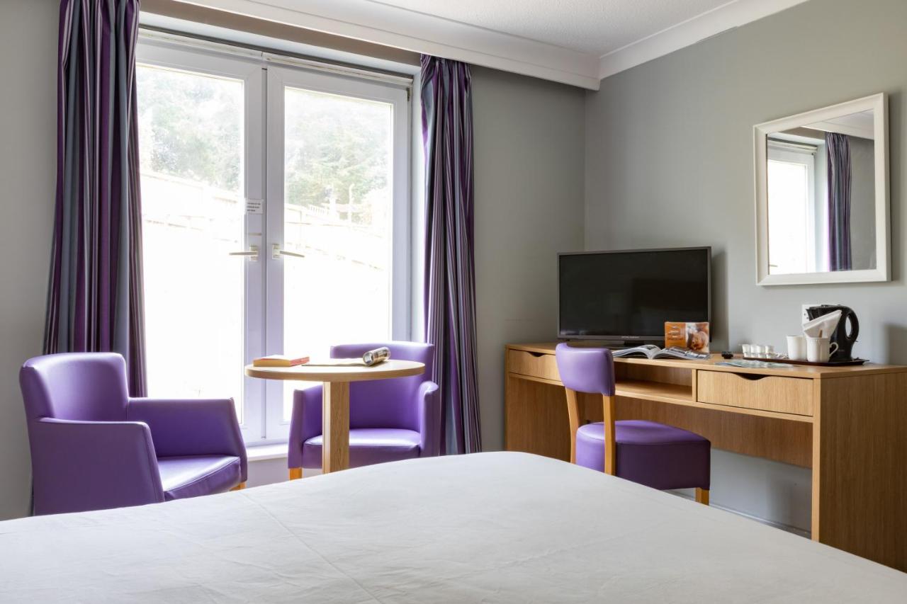 The Broadway Park Hotel Sandown Extérieur photo